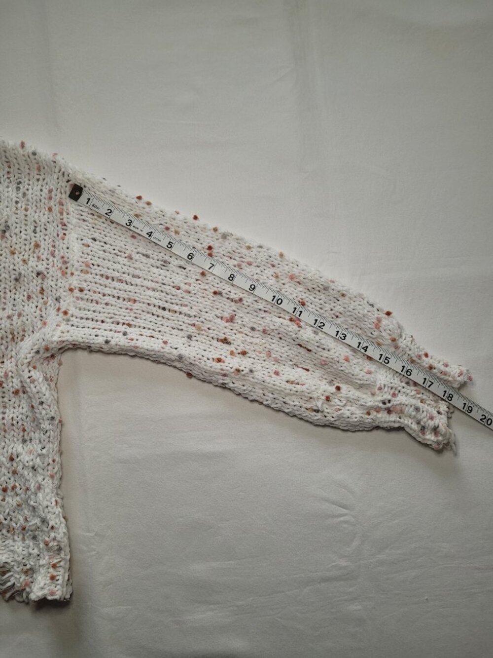 POL Distressed Confetti Sweater Cream Boho Oversized Crop Knit Medium - Picture 9 of 11